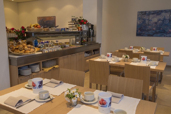 Imagen del bar/restaurante del Hotel Muralto. Foto 2