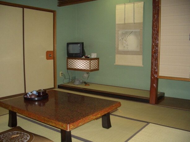 Imagen de la habitación del Hotel Murataya. Foto 16