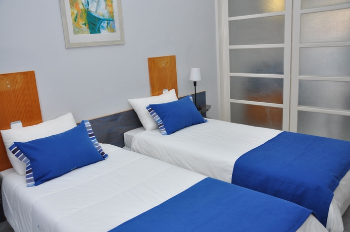 Imagen de la habitación del Hotel Murdeira Village Resort. Foto 4