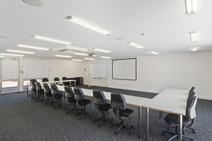 Imagen de los interiores del Hotel Murdoch University Village. Foto 16