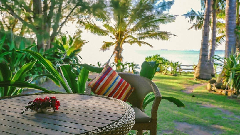 Imagen de la habitación del Hotel Muri Beach Resort. Foto 9