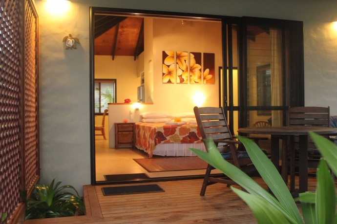 Imagen de la habitación del Hotel Muri Beach Resort. Foto 14