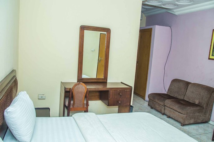 Imagen de la habitación del Hotel Murielas. Foto 13