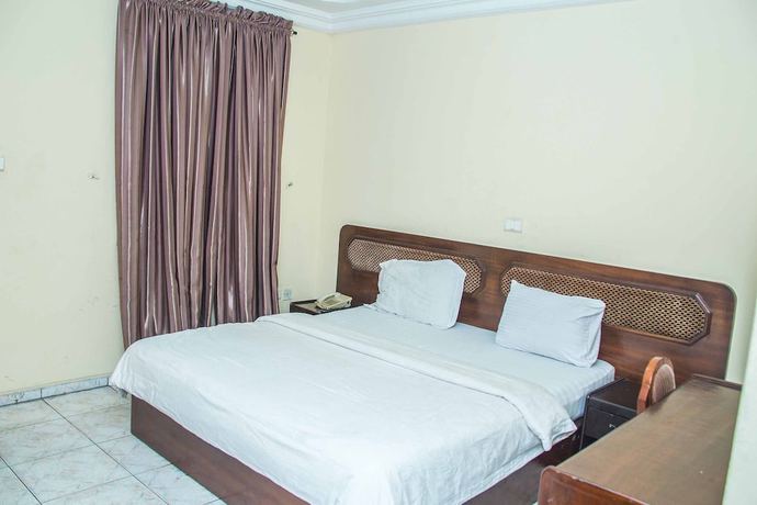 Imagen de la habitación del Hotel Murielas. Foto 16