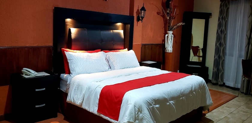Imagen de la habitación del Hotel Murillo Plaza. Foto 6