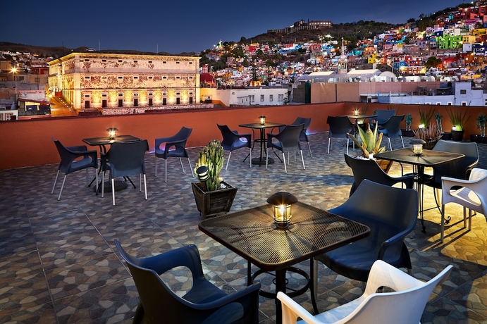 Imagen general del Hotel Murillo Plaza. Foto 1