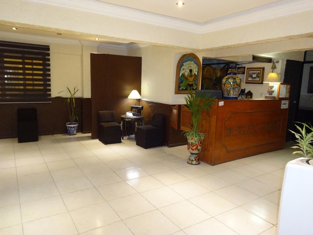 Imagen de los interiores del Hotel Murillo Plaza. Foto 15