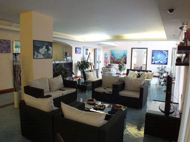 Imagen de los interiores del Hotel Murmann. Foto 18