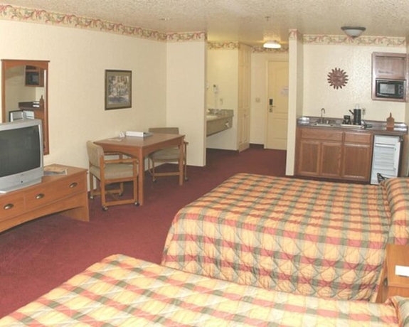 Imagen de la habitación del Hotel Murphys Suites. Foto 4