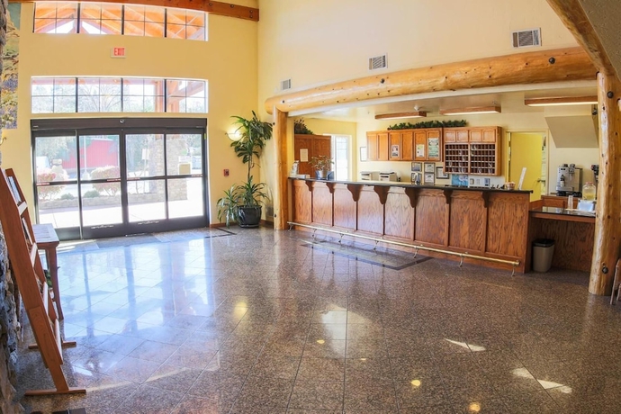 Imagen de los interiores del Hotel Murphys Suites. Foto 15