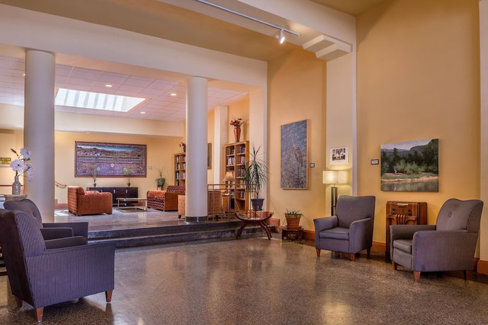 Imagen de los interiores del Hotel Murray. Foto 16