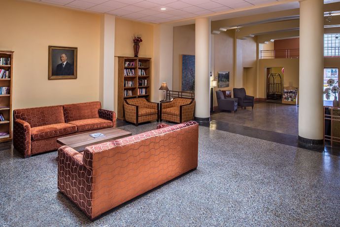 Imagen de los interiores del Hotel Murray. Foto 17