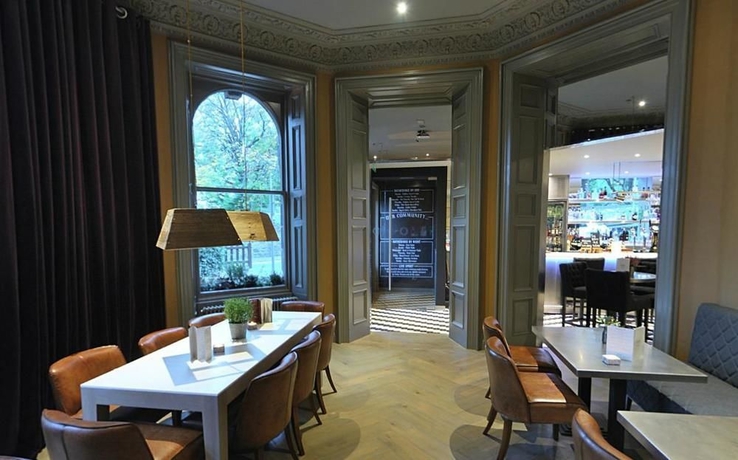 Imagen del bar/restaurante del Hotel Murrayfield. Foto 2