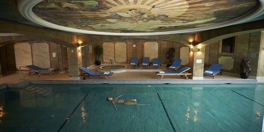 Imagen de la piscina del Hotel Murraypark. Foto 19