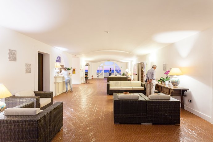 Imagen de los interiores del Hotel Mursia Resort and Spa. Foto 14