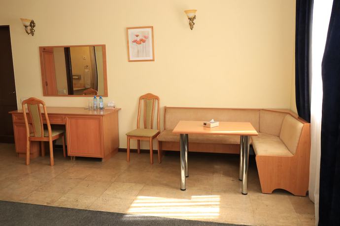 Imagen de la habitación del Hotel Musa Ler Yerevan. Foto 11