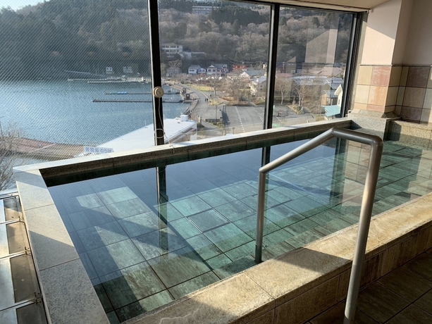 Imagen de la piscina del Hotel Musashiya. Foto 18
