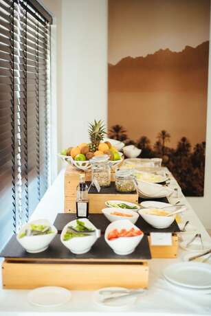 Imagen general del Hotel Muscat Hills Resort. Foto 4