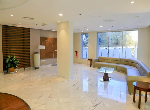 Imagen de los interiores del Hotel Muscat Inn. Foto 15