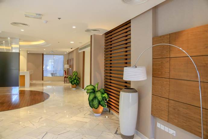 Imagen de los interiores del Hotel Muscat Inn. Foto 18