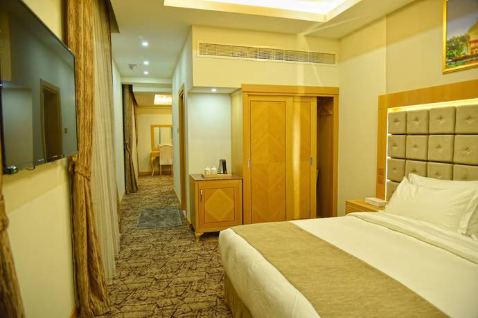 Imagen de la habitación del Hotel Muscat Plaza. Foto 2