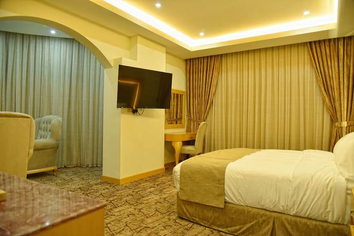 Imagen de la habitación del Hotel Muscat Plaza. Foto 11