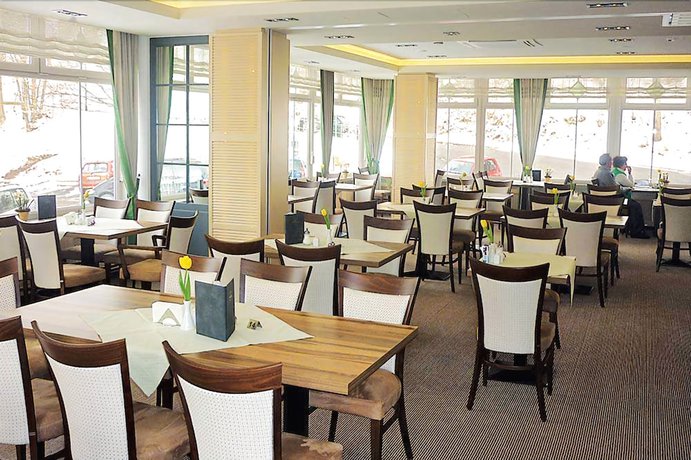 Imagen del bar/restaurante del Hotel Muschinsky. Foto 6