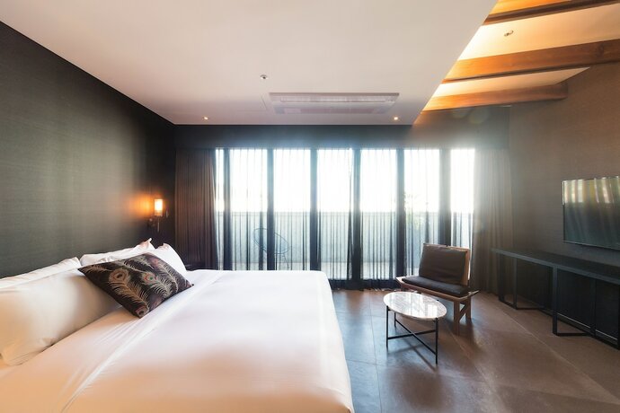 Imagen de la habitación del Hotel Museo. Foto 23