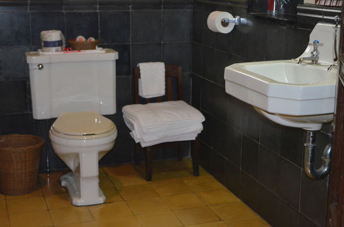 Imagen de la habitación del Hotel Museo Mayan Inn De Guatemala. Foto 8