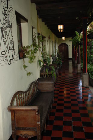 Imagen de los interiores del Hotel Museo Mayan Inn De Guatemala. Foto 14