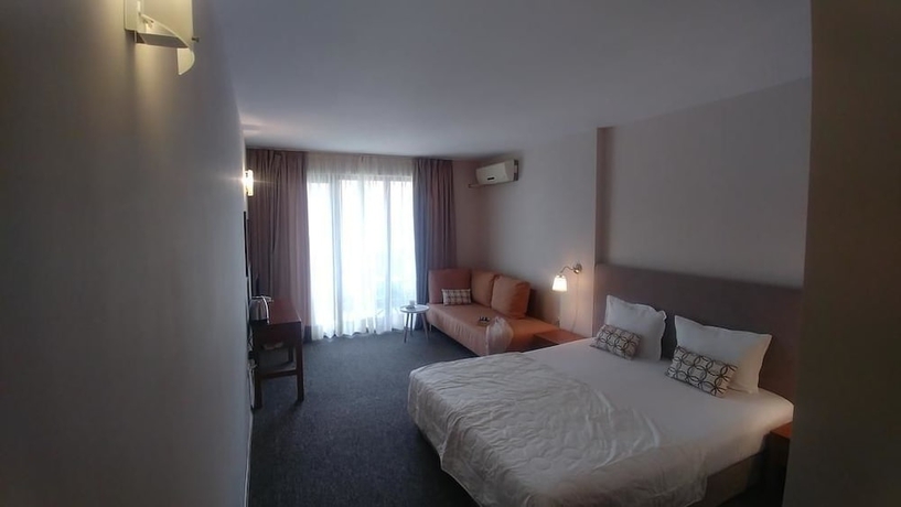 Imagen de la habitación del Hotel Muses. Foto 6