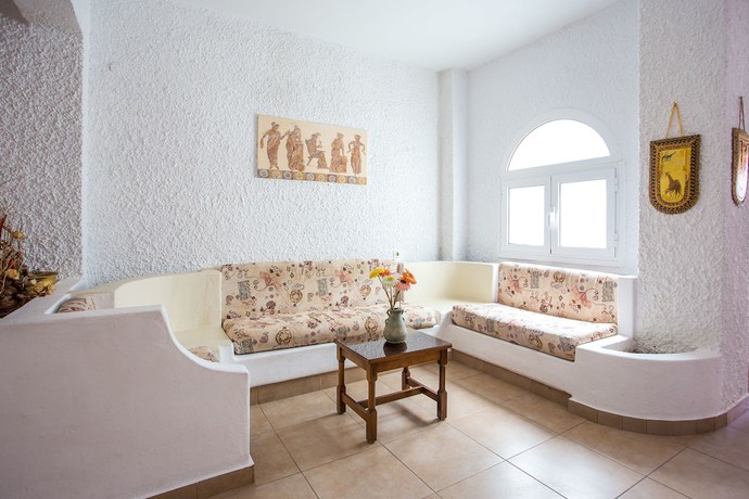 Imagen de los interiores del Hotel Muses, Rodas. Foto 18