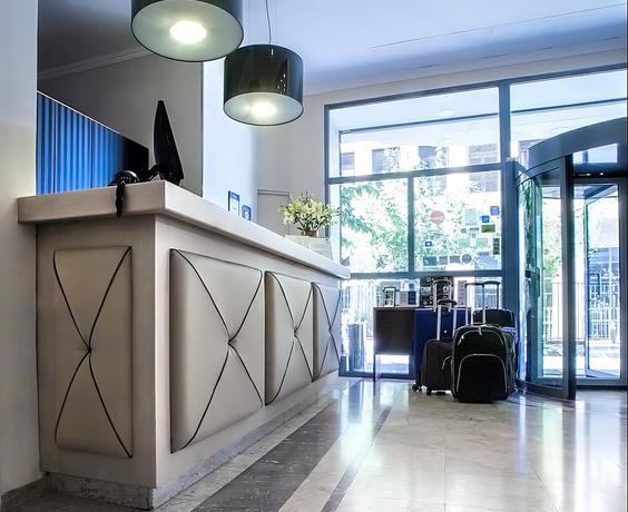 Imagen de los interiores del Hotel Museum, Atenas. Foto 8