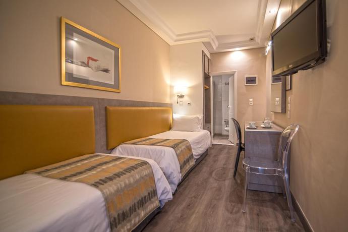 Imagen de la habitación del Hotel Museum, Atenas. Foto 7