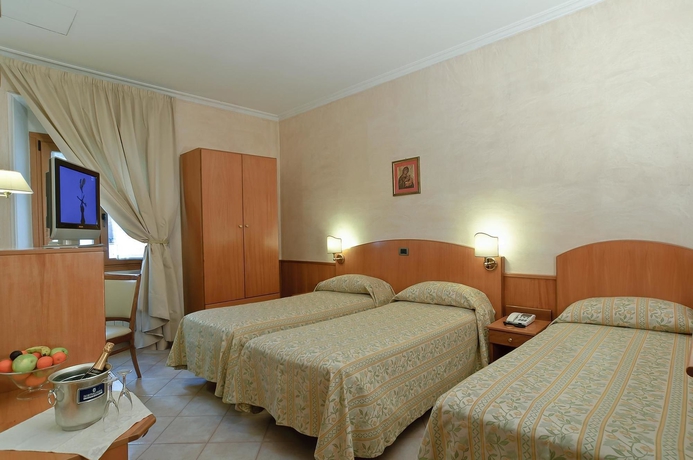 Imagen de la habitación del Hotel Museum, Roma. Foto 13