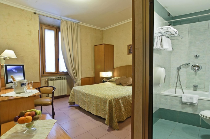 Imagen de la habitación del Hotel Museum, Vaticano. Foto 12