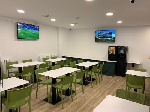 Imagen del bar/restaurante del Hotel Musher. Foto 2