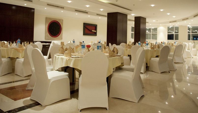 Imagen del bar/restaurante del Hotel Musherib. Foto 2