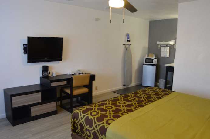 Imagen de la habitación del Hotel Musicland. Foto 8