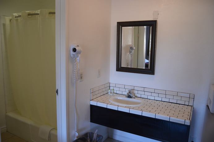 Imagen de la habitación del Hotel Musicland. Foto 13