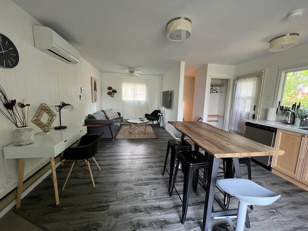 Imagen de la habitación del Hotel Muskoka Waterfront Retreat. Foto 12
