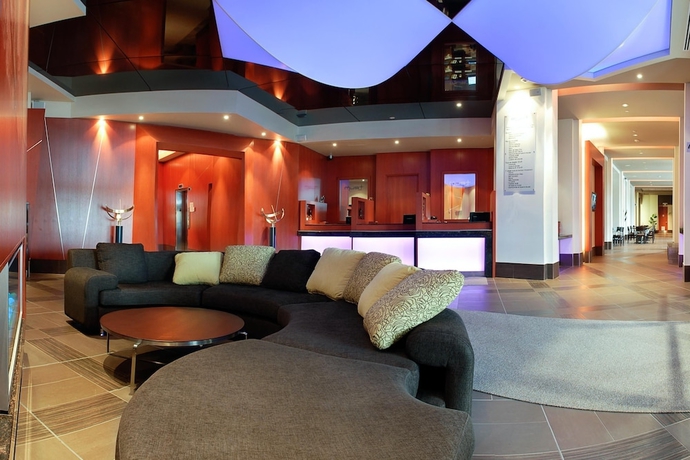 Imagen de los interiores del Hotel Must - Airport Road Jean Lesage. Foto 19