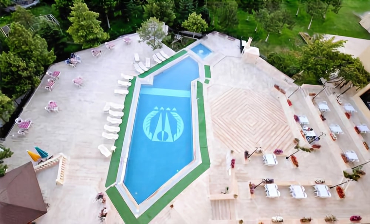 Imagen de la piscina del Hotel Mustafa Cappadocia Resort. Foto 16