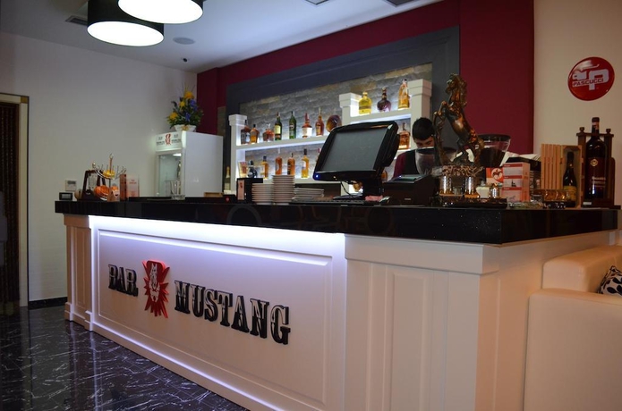 Imagen general del Hotel Mustang hotel Tirana. Foto 3