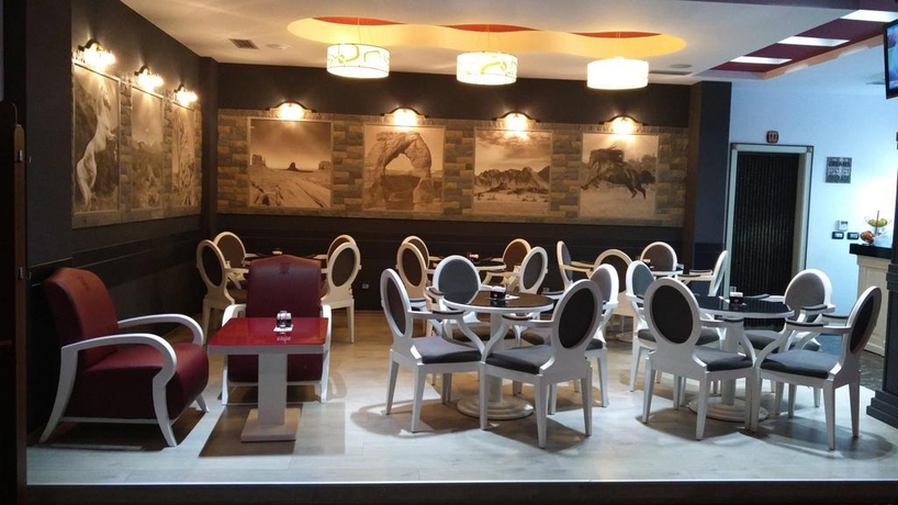 Imagen general del Hotel Mustang hotel Tirana. Foto 6