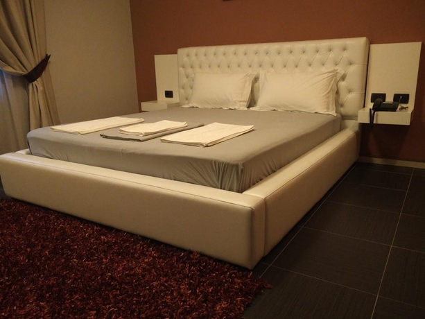 Imagen general del Hotel Mustang hotel Tirana. Foto 12