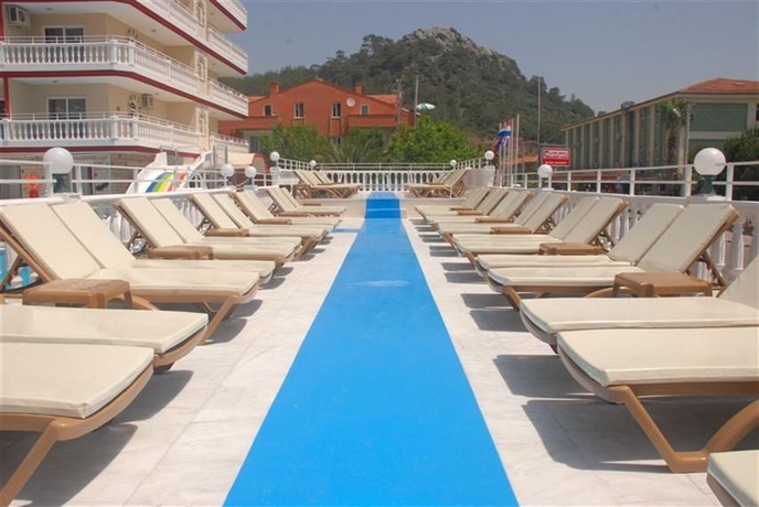 Imagen general del Hotel Mustis Royal Plaza. Foto 1