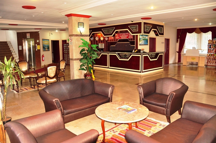 Imagen de los interiores del Hotel Mustis Royal Plaza. Foto 9