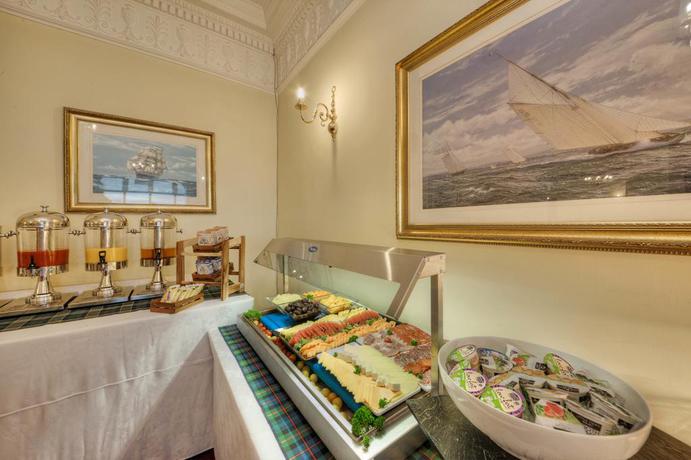 Imagen del bar/restaurante del Hotel Muthu Alexandra Oban. Foto 9