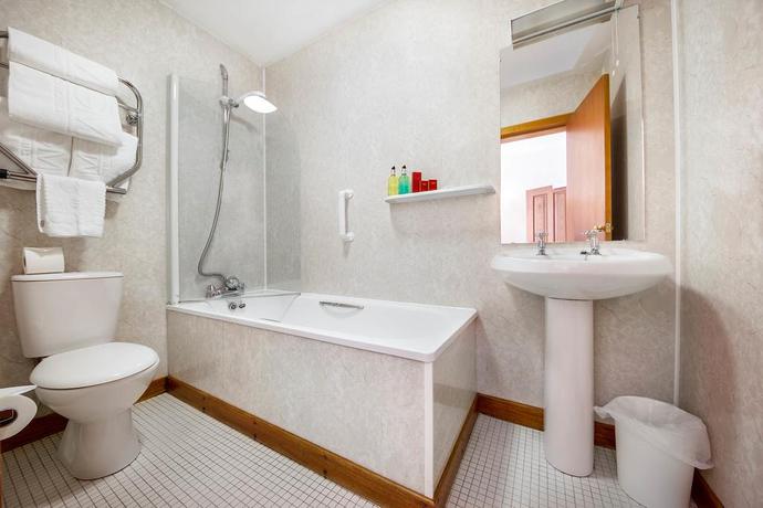 Imagen general del Hotel Muthu Alexandra Oban. Foto 7